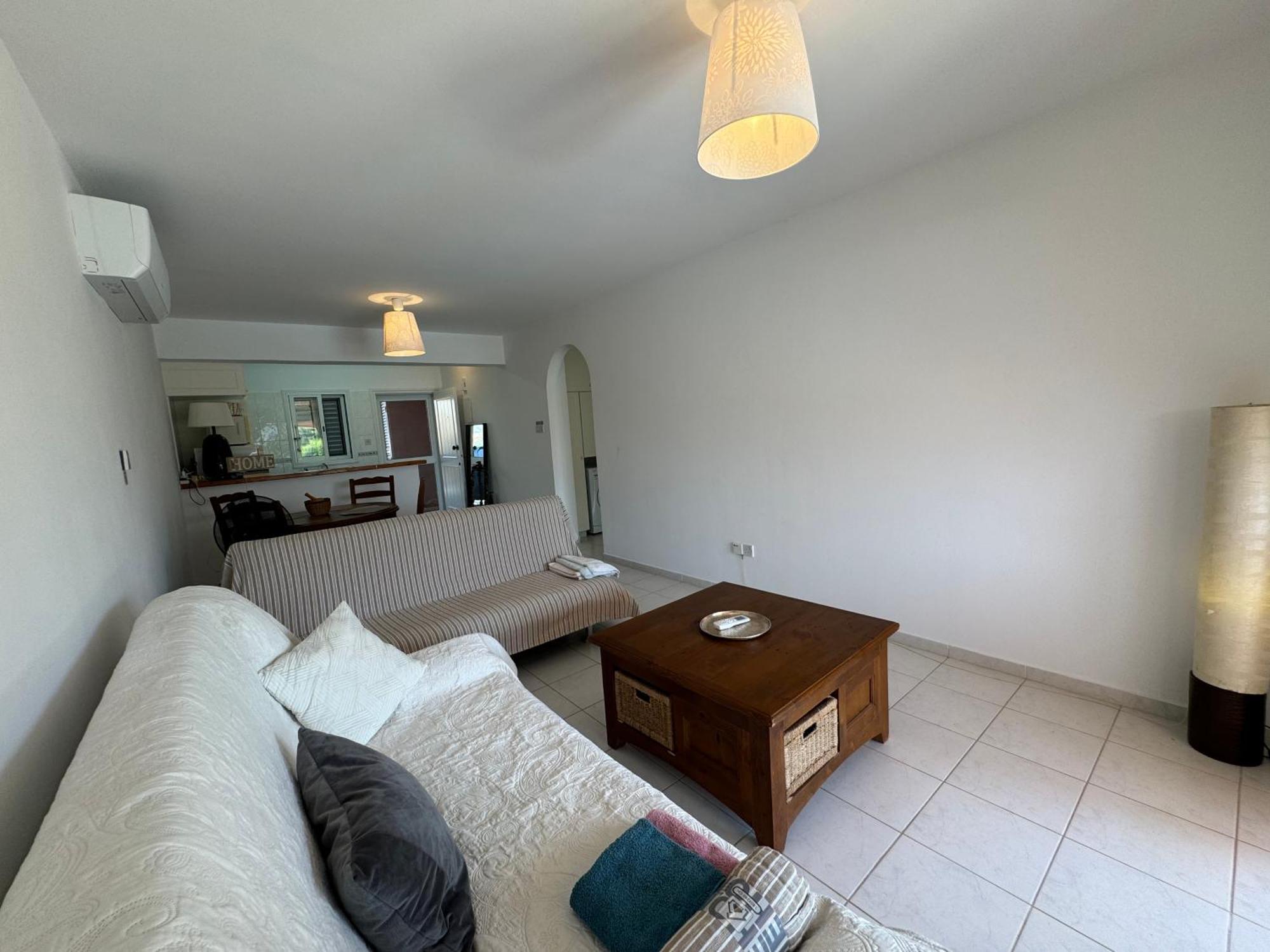 Beautiful 1-bd Ap Near The Historic Places Apartamento Paphos