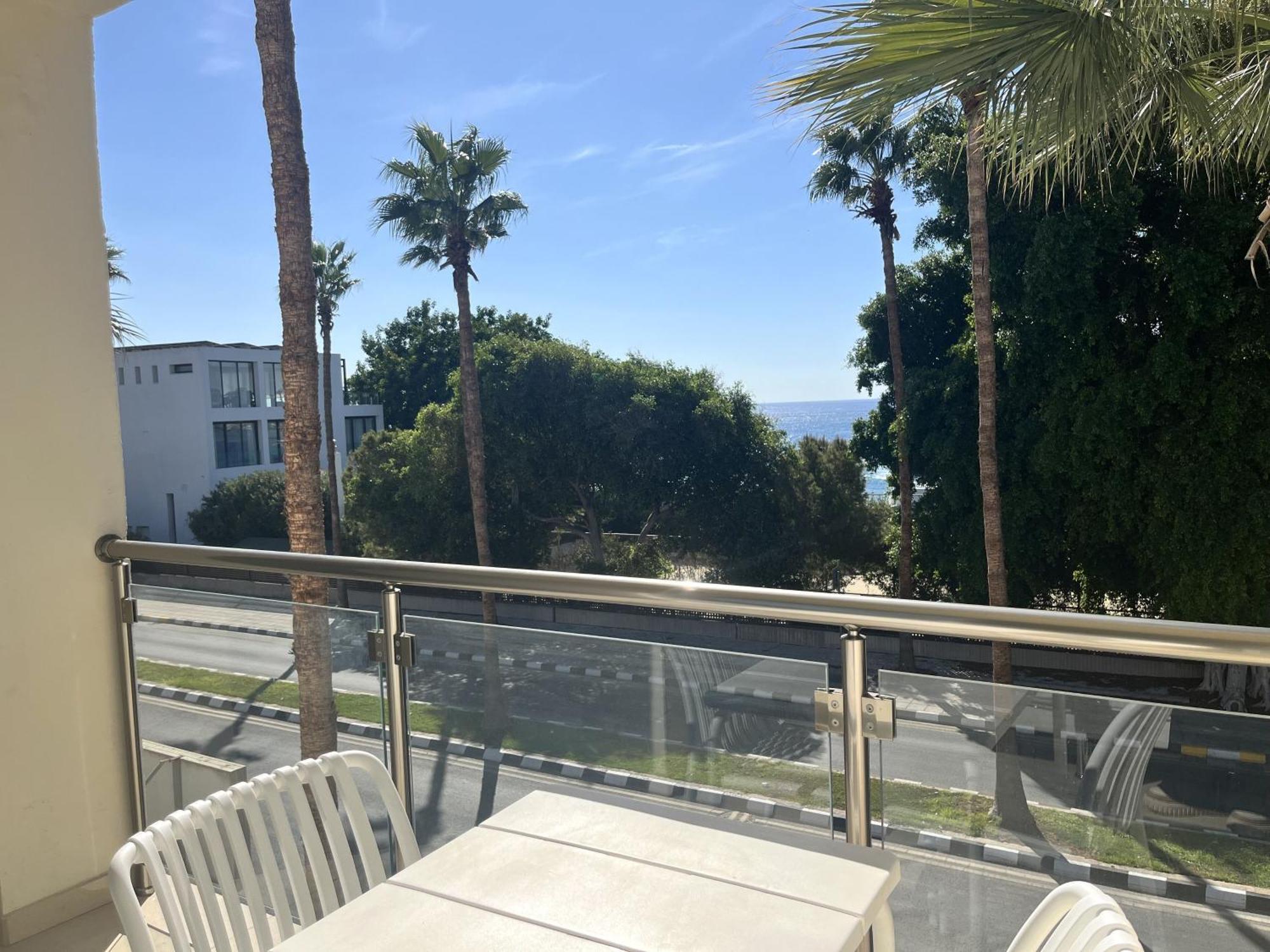 Phaedrus Living Constantinos Seaview