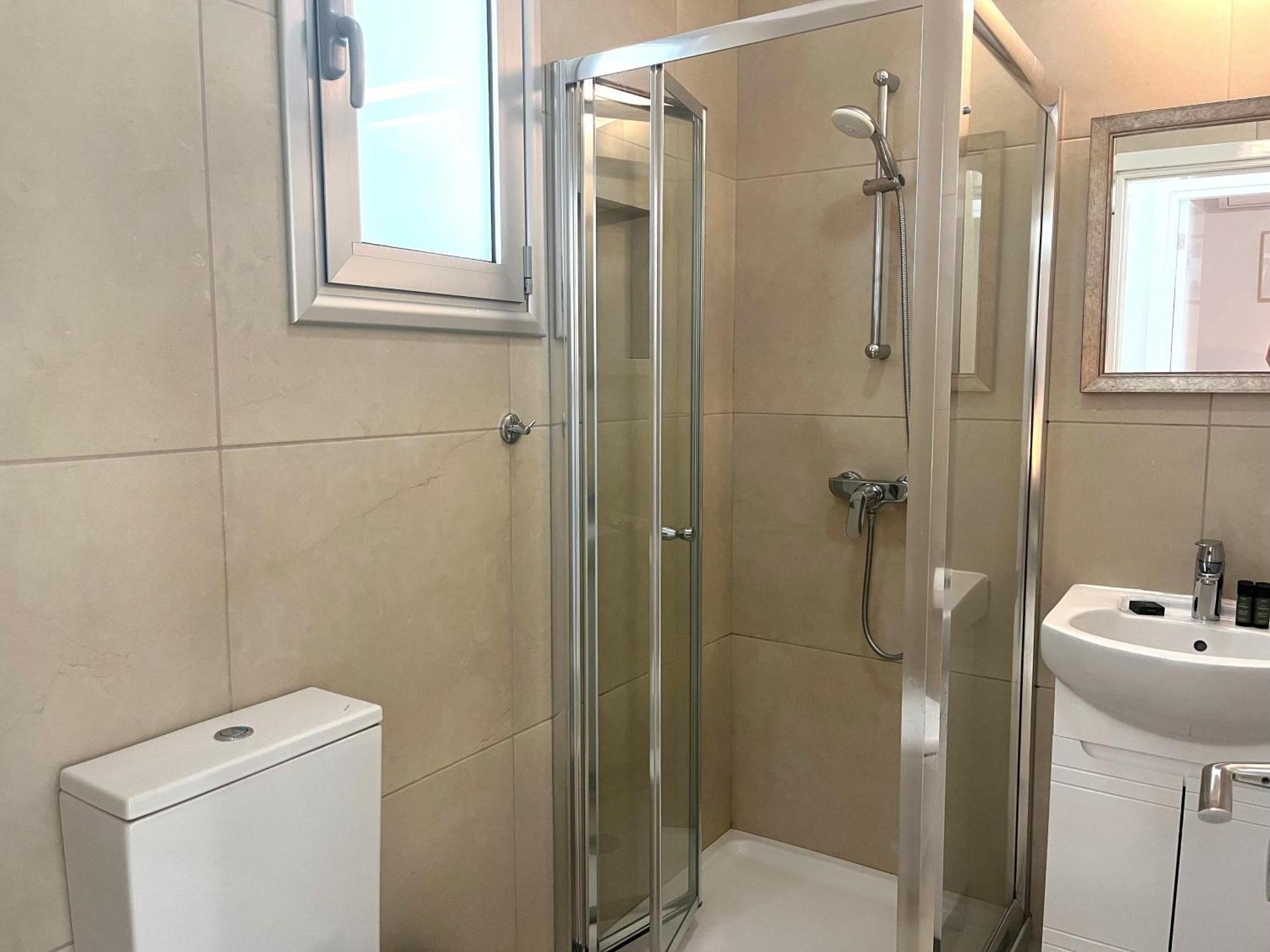 Phaedrus Living Constantinos Seaview Apartamento