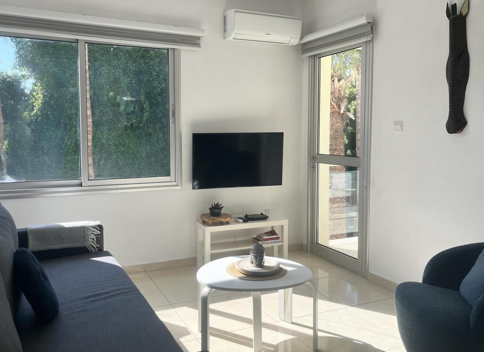 Phaedrus Living Constantinos Seaview Apartamento