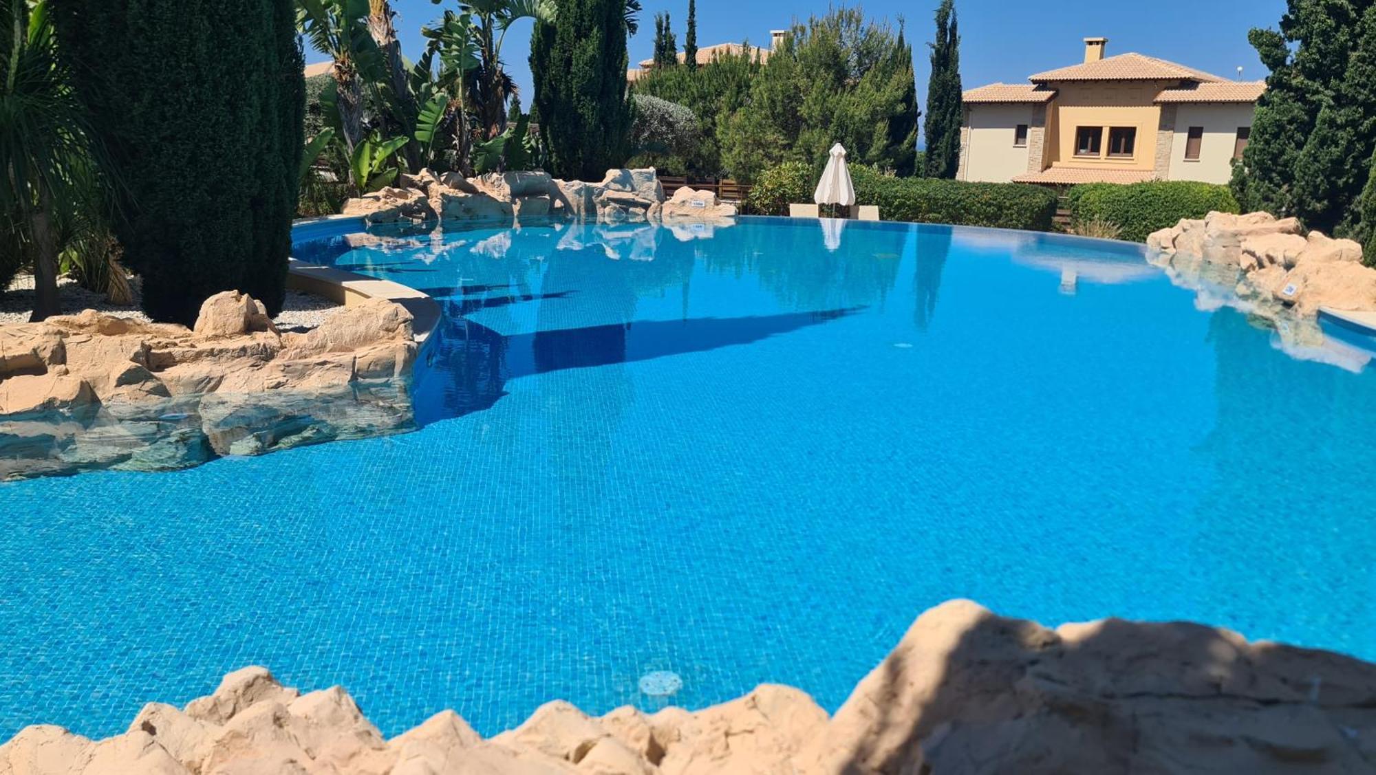 Luxury Aj 06 With Private Heated Pool Paphos