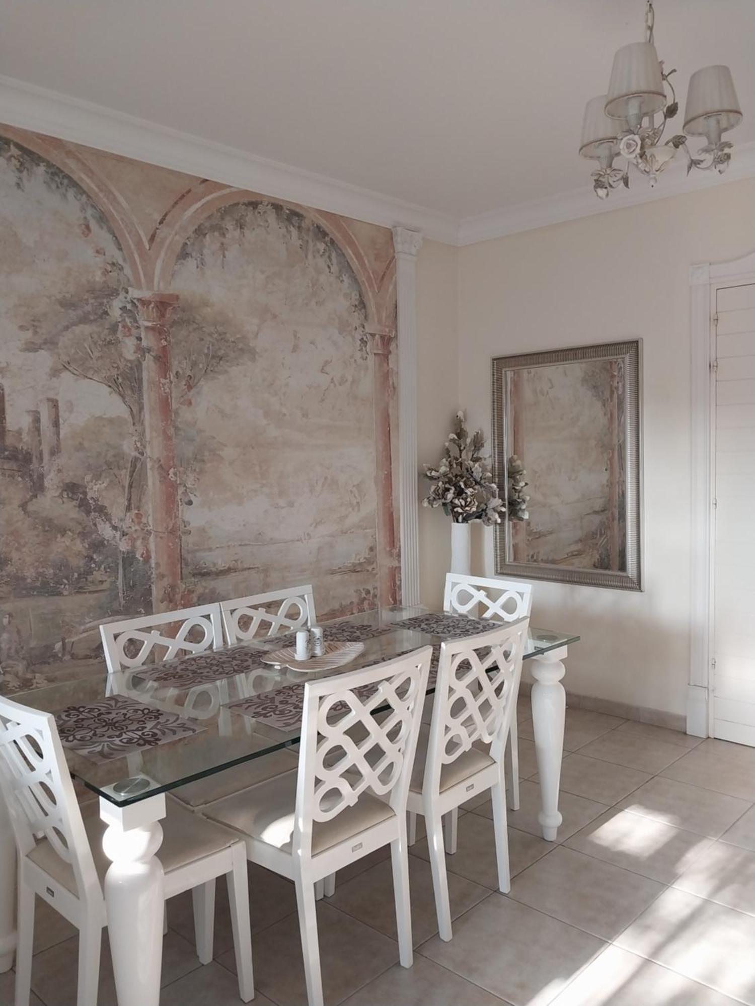 Kings With Private Garden Apartment