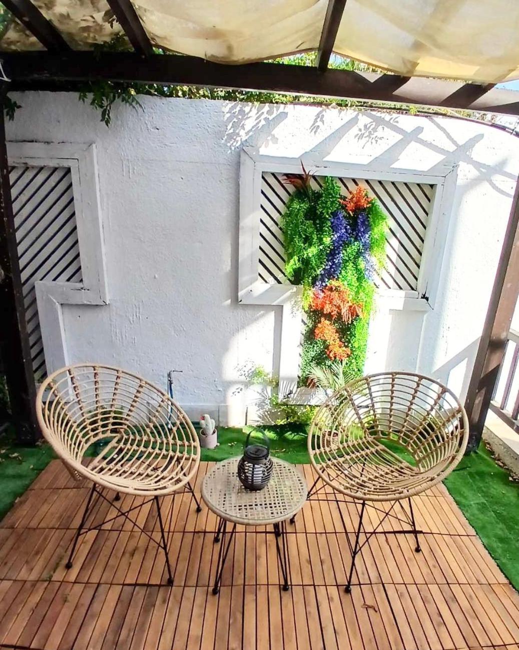 Apartamento Ibiscus Garden With Pool, Kato