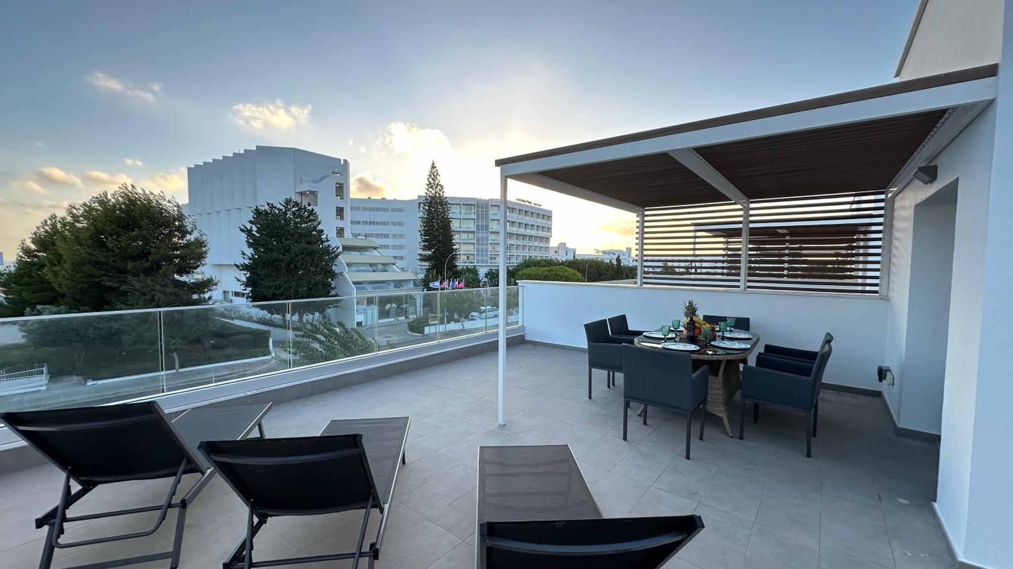Modern Pearl Villa