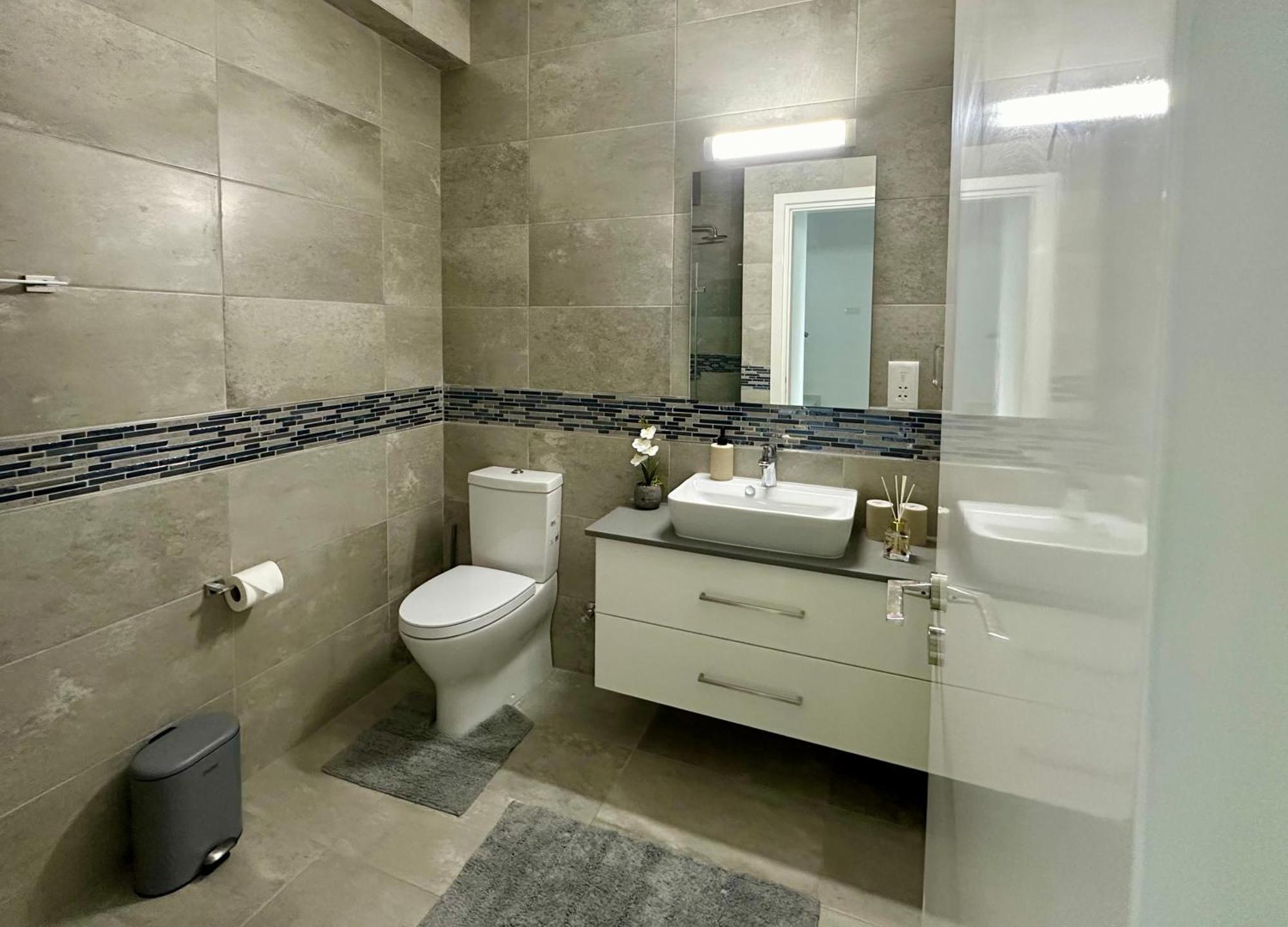 Modern Pearl Paphos