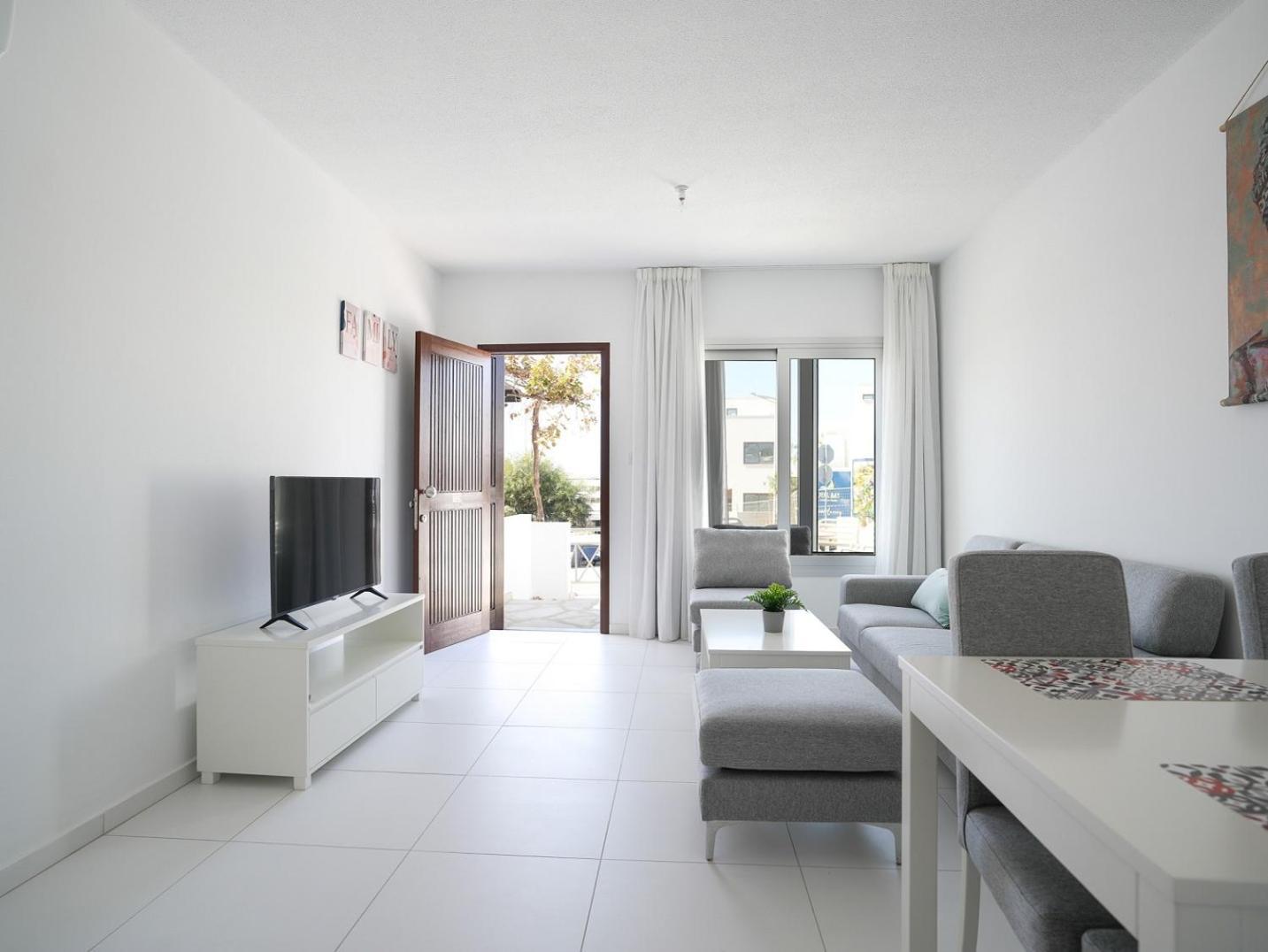 Resitour - Kings Gardens * Paphos