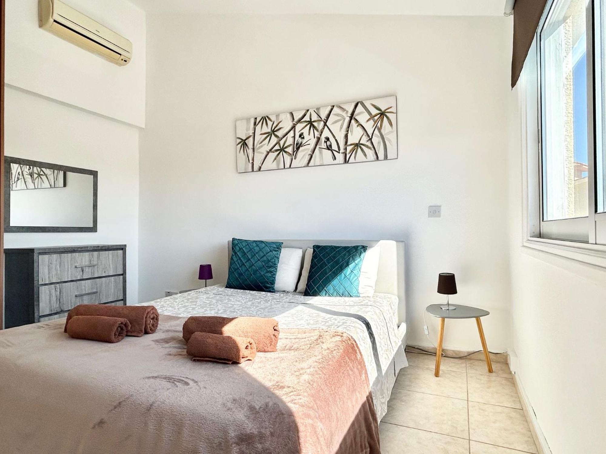 Apartment Sun Julz - Queens Gardens Paphos
