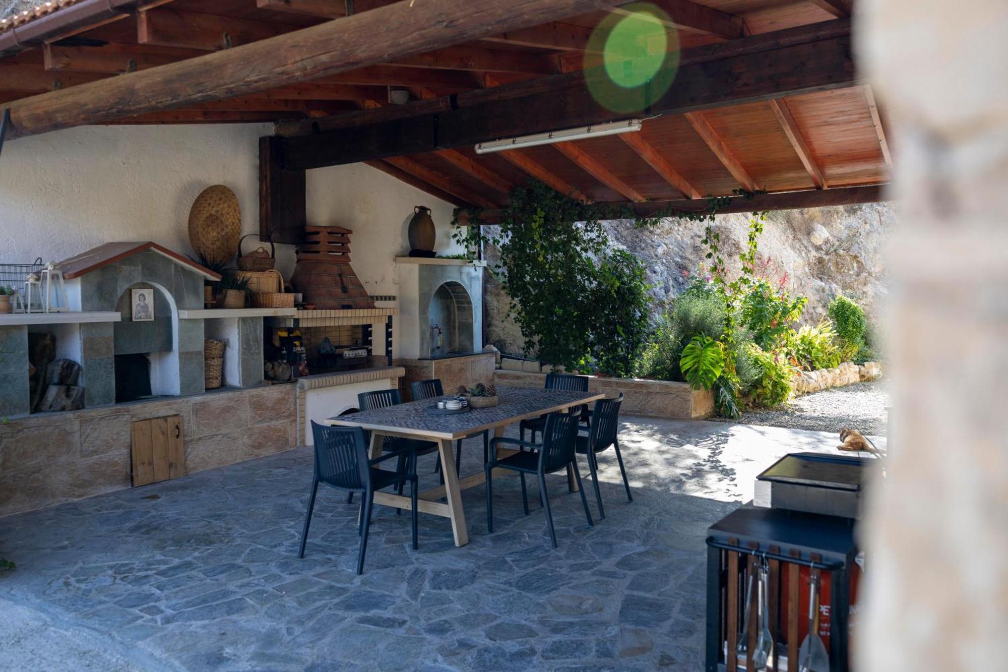 Gaia Residence, Peristerona, Polis Chrysochous Villa Paphos