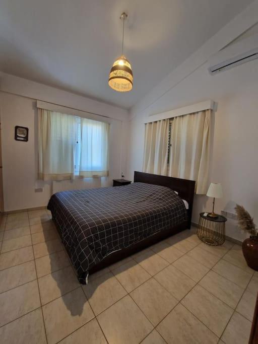 In Kallepia-luxurious Villa Paphos
