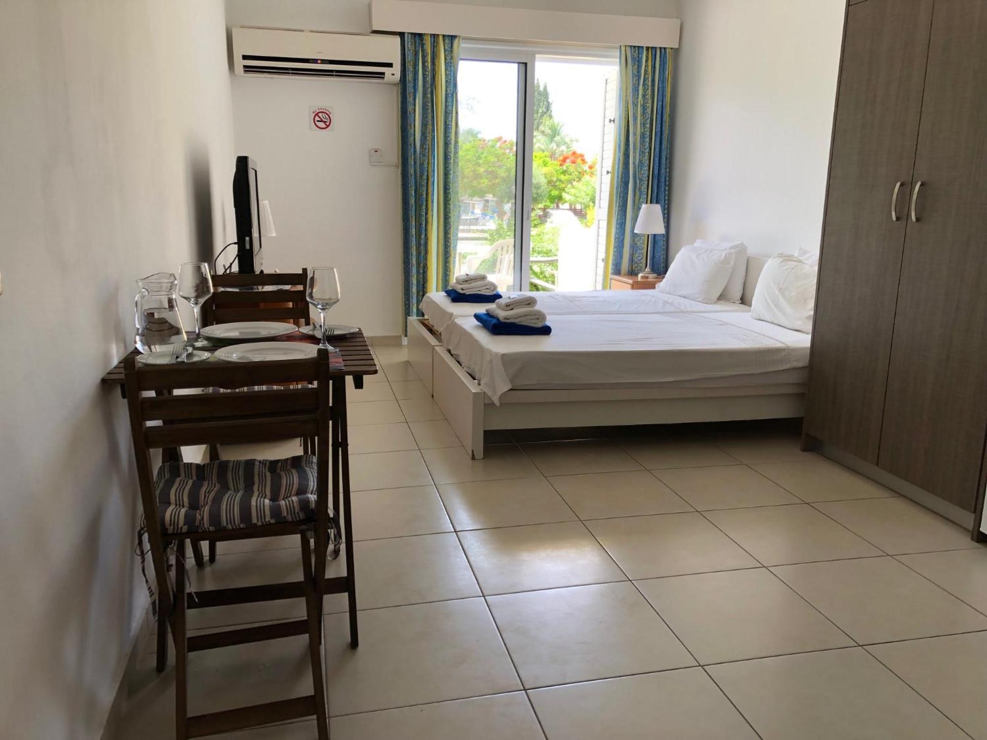 Sunny Garden By & Pool - * Paphos