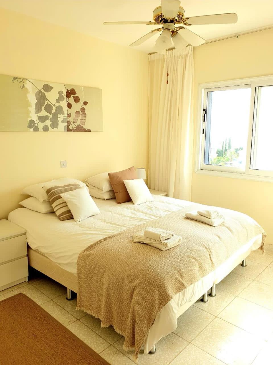 Apartment Regina Gardens - Stylish Modern 1 Bedroom Paphos