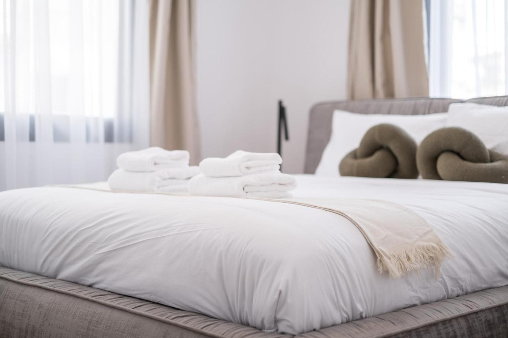Silene Iii Apartment *