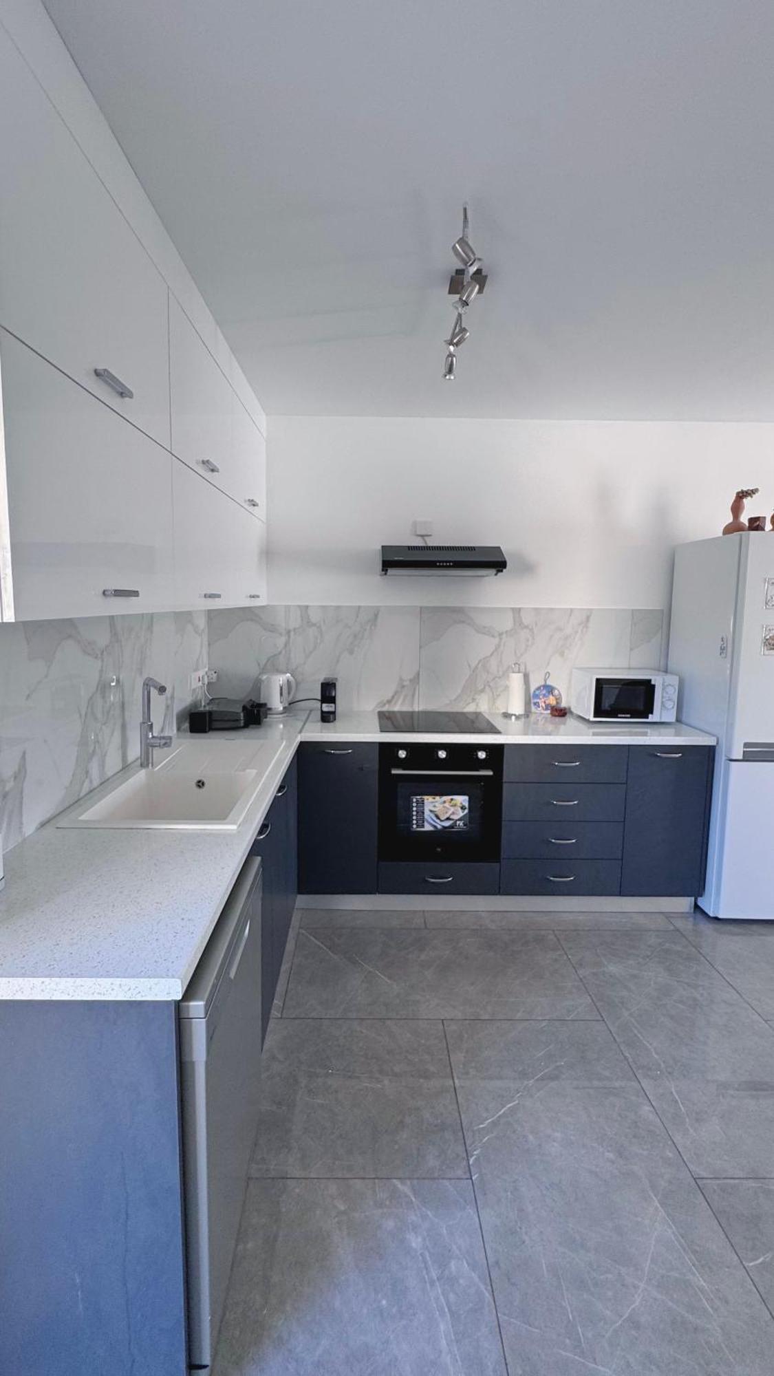 Apartment Savvas Paphos