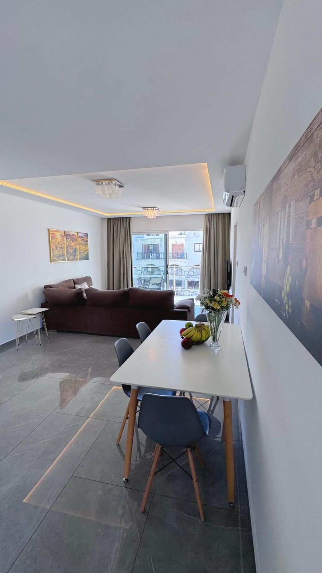 Savvas Apartment Paphos
