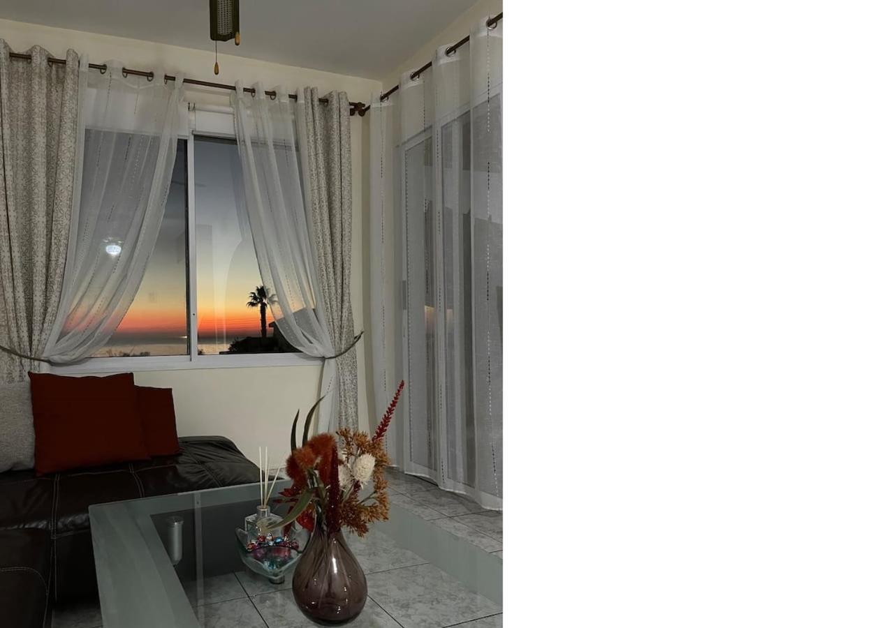 Apartamento With A Luxurious Location Near The Sea *