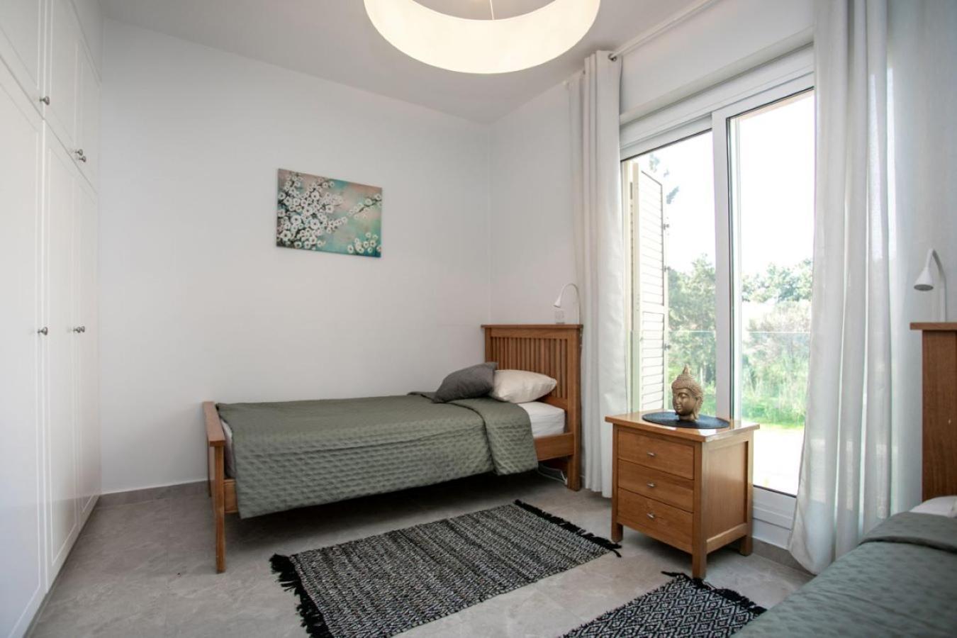 Stunning & Cosy, Direct Pool Access, 2br, With Private Patio! Serenity Townhouse Apartment