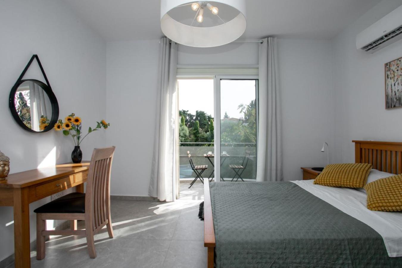 Stunning & Cosy, Direct Pool Access, 2br, With Private Patio! Serenity Townhouse *