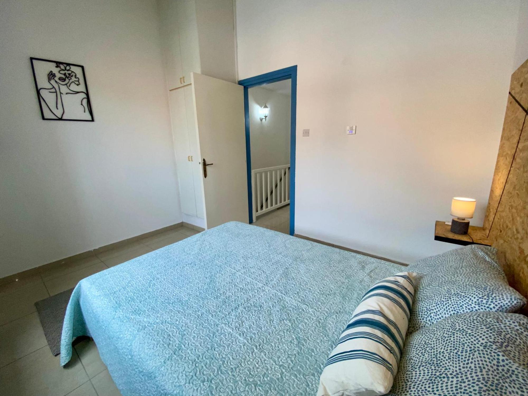 Seaside Two Bedroom Cosy Townhouse In Tourist Area Ferienhaus *