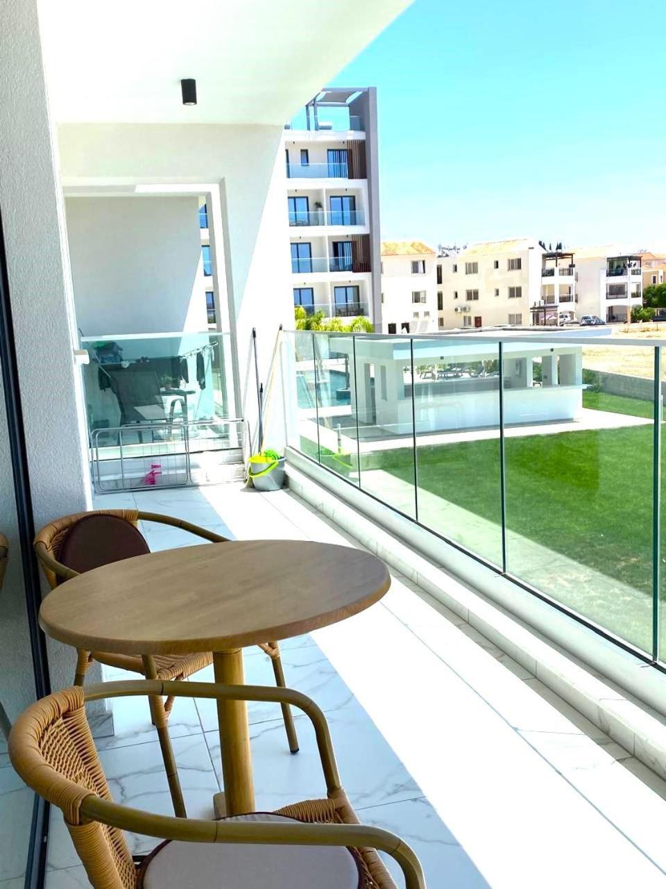 Apartment H&o New 4 Seasons Universal Paphos