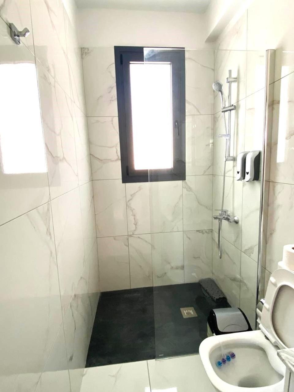 H&o New 4 Seasons Universal Apartment Paphos