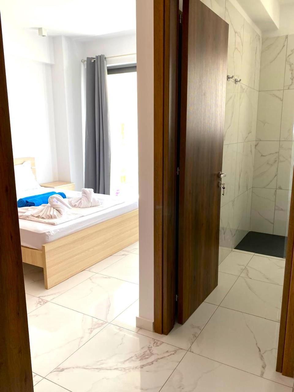 H&o New 4 Seasons Universal Apartment Paphos