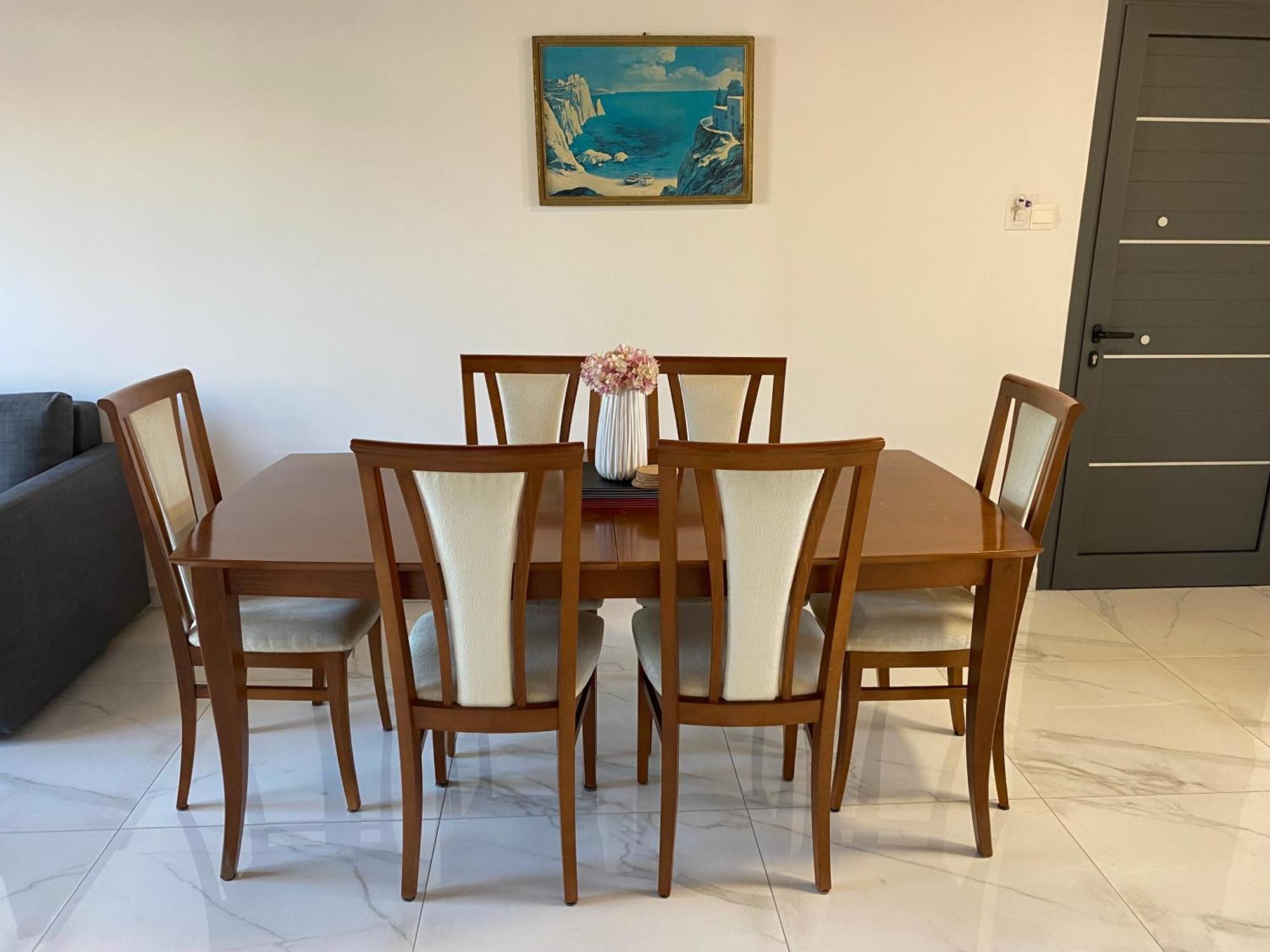 Apartment Seaside Two Bedroom Deluxe Flat In Tourist Area *