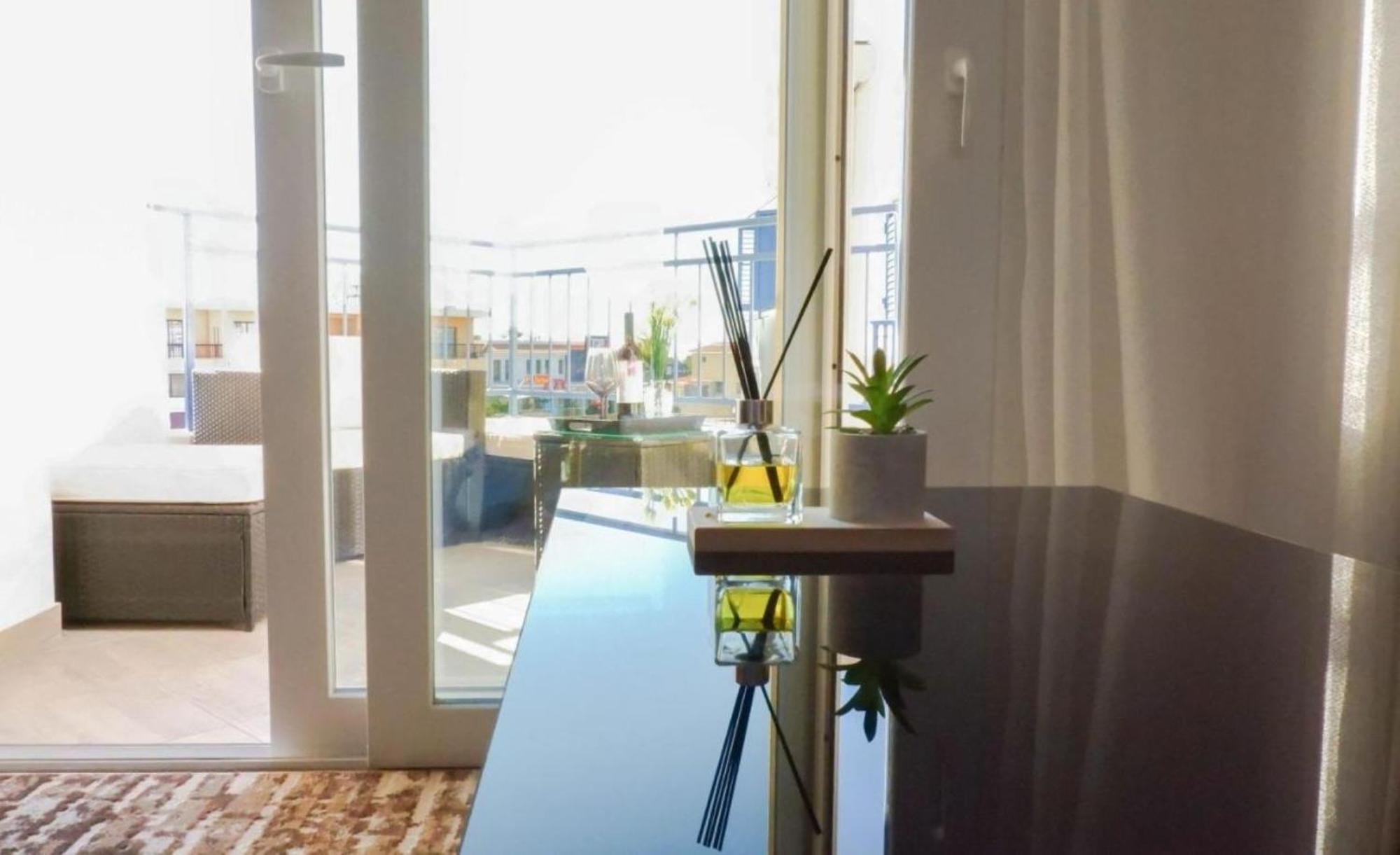 H&o Boulevard Breeze Apartment! Apartment *