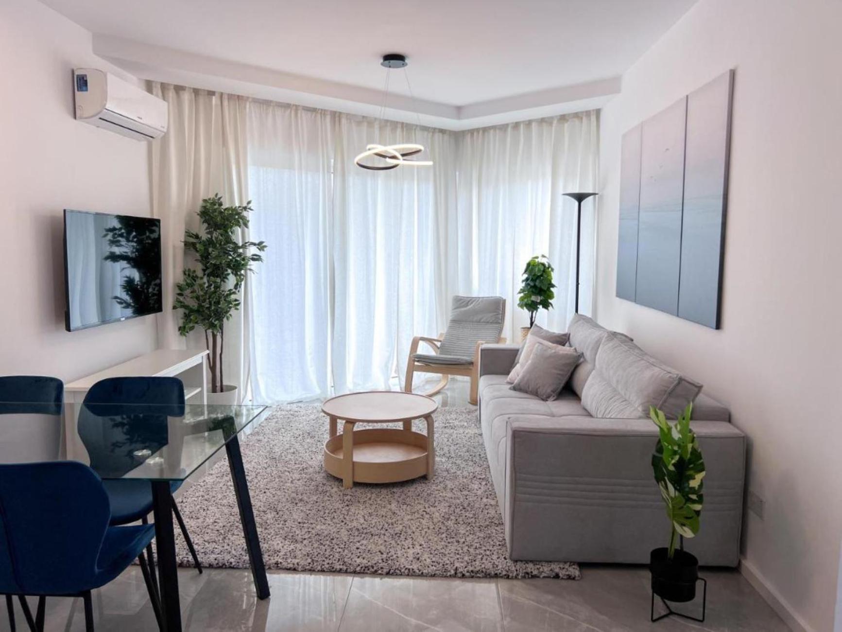 H&o Diamond Complex Sea View Paphos