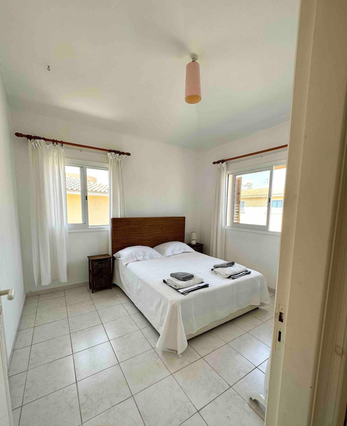 New Cozy Near The Sea!