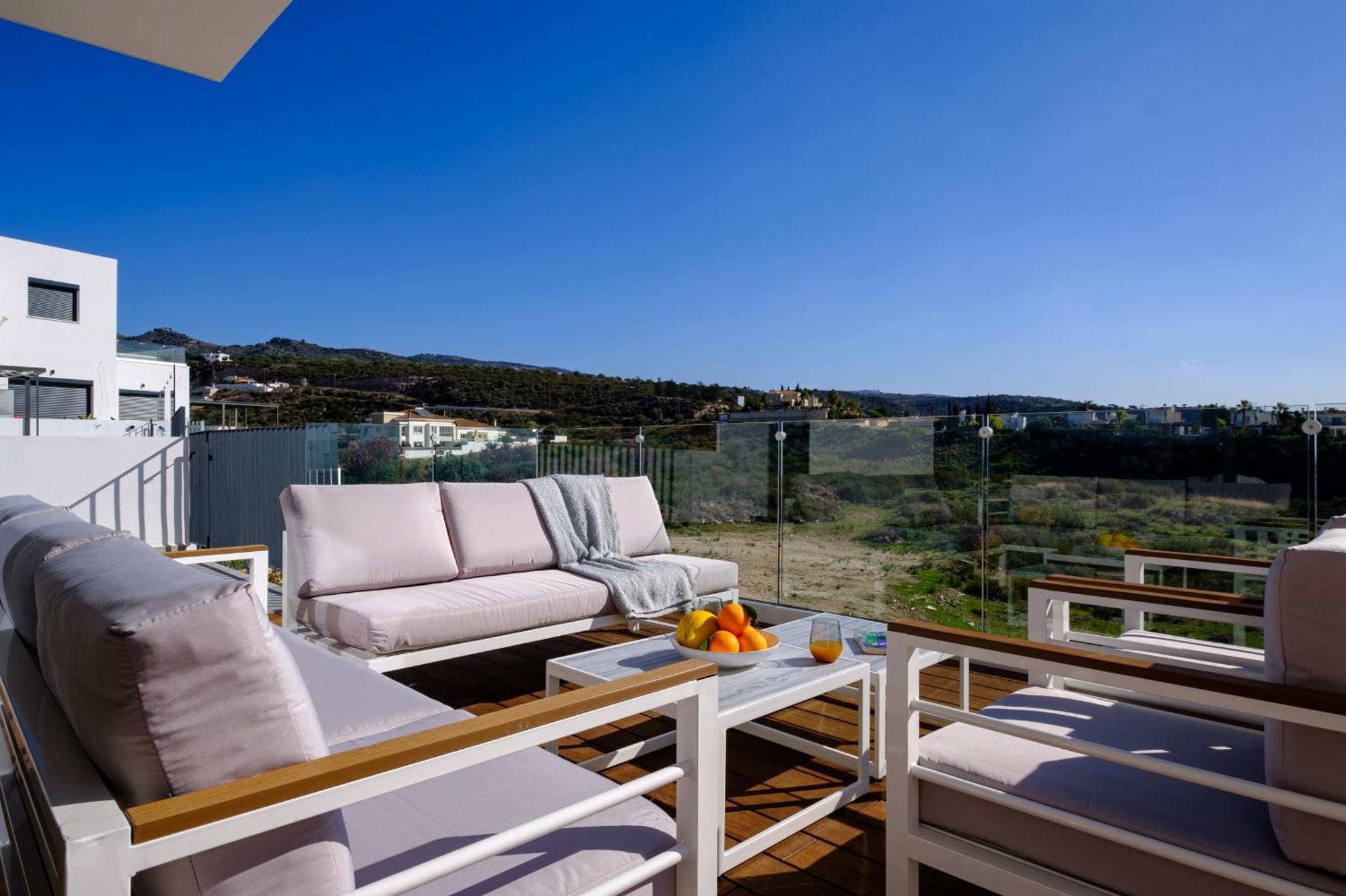 Elysian Heights Luxury By Nomads Paphos
