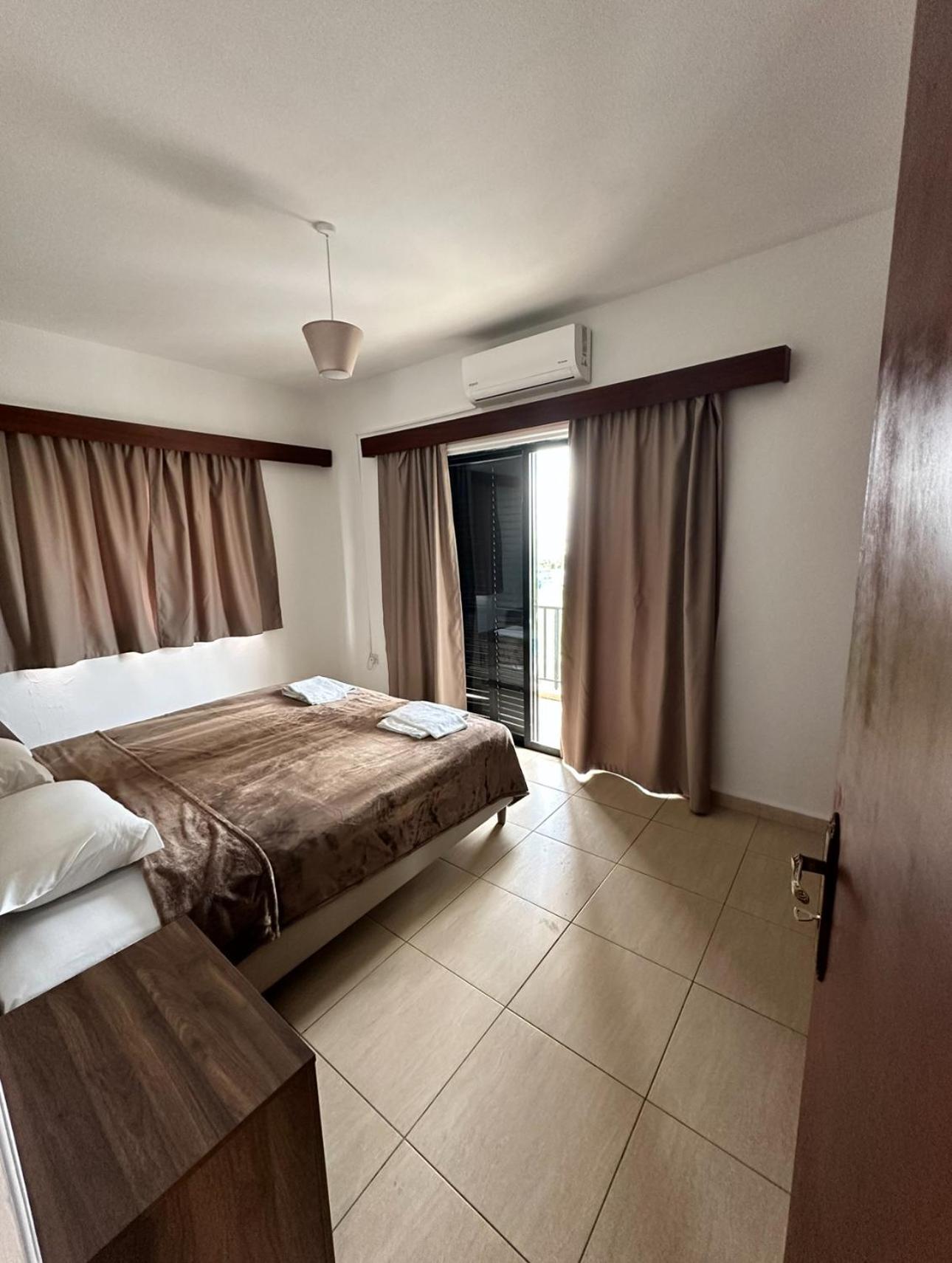 New York Plaza Aparthotel