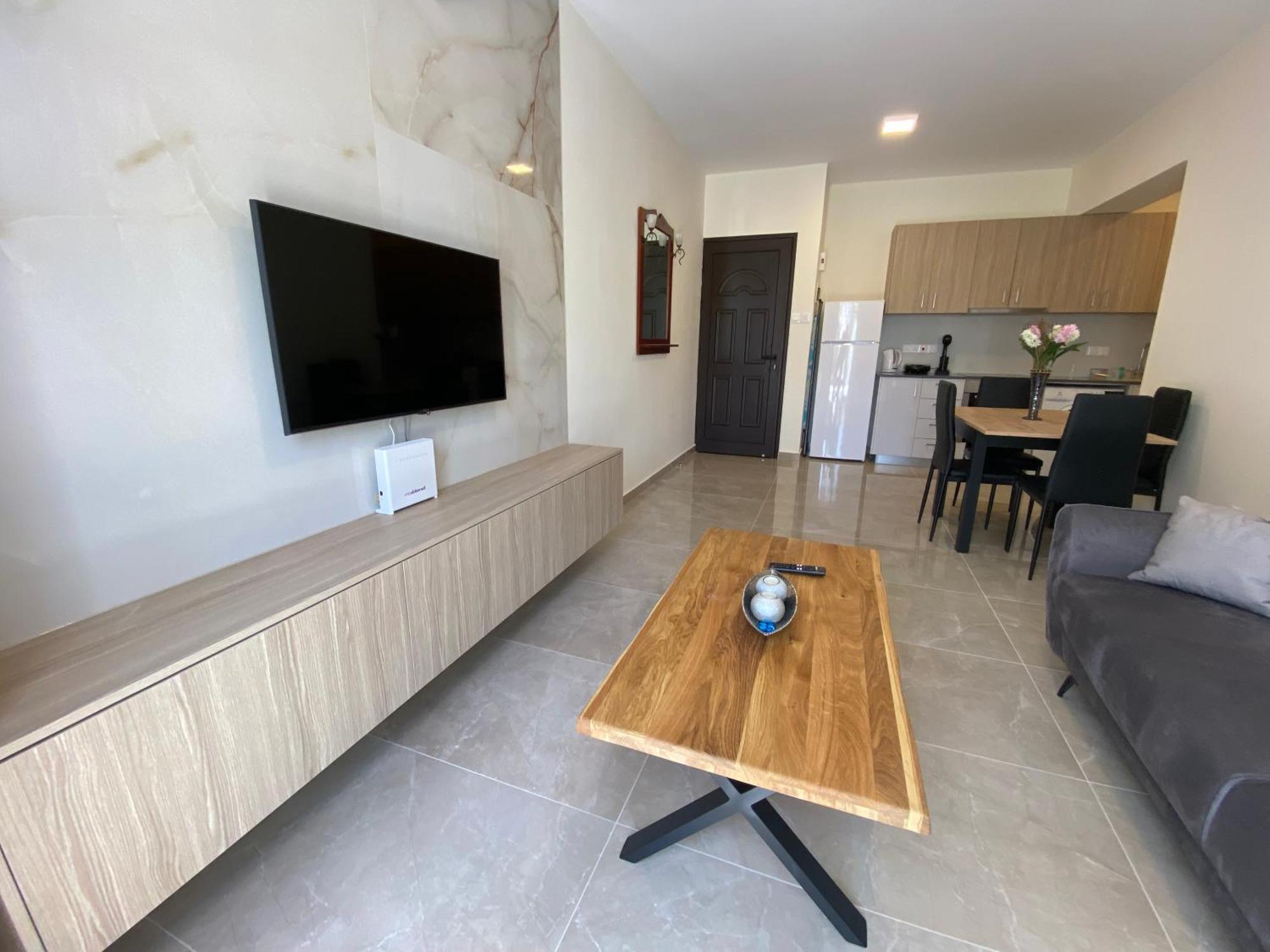 Seaside Luxury Flat In Harbour Tourist Area *