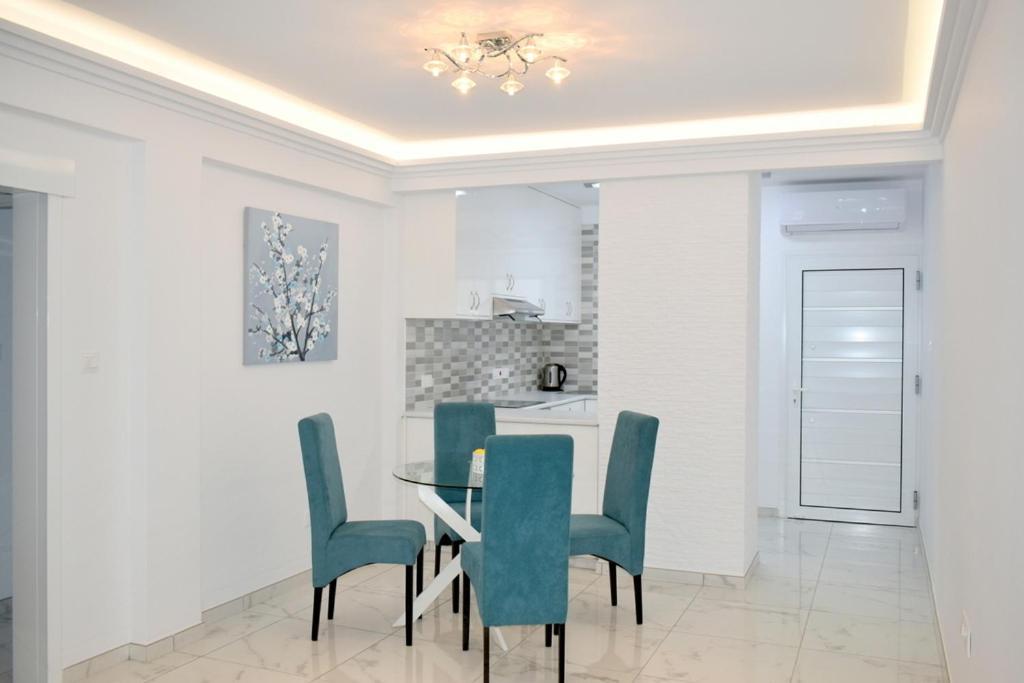 Apartment 2 Bedroom Apartment, Semeli Complex- By Imh Travel & Tours