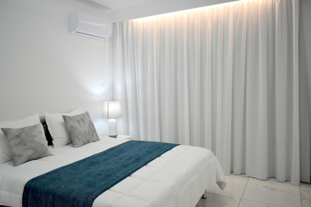 Apartment 2 Bedroom Apartment, Semeli Complex- By Imh Travel & Tours Paphos