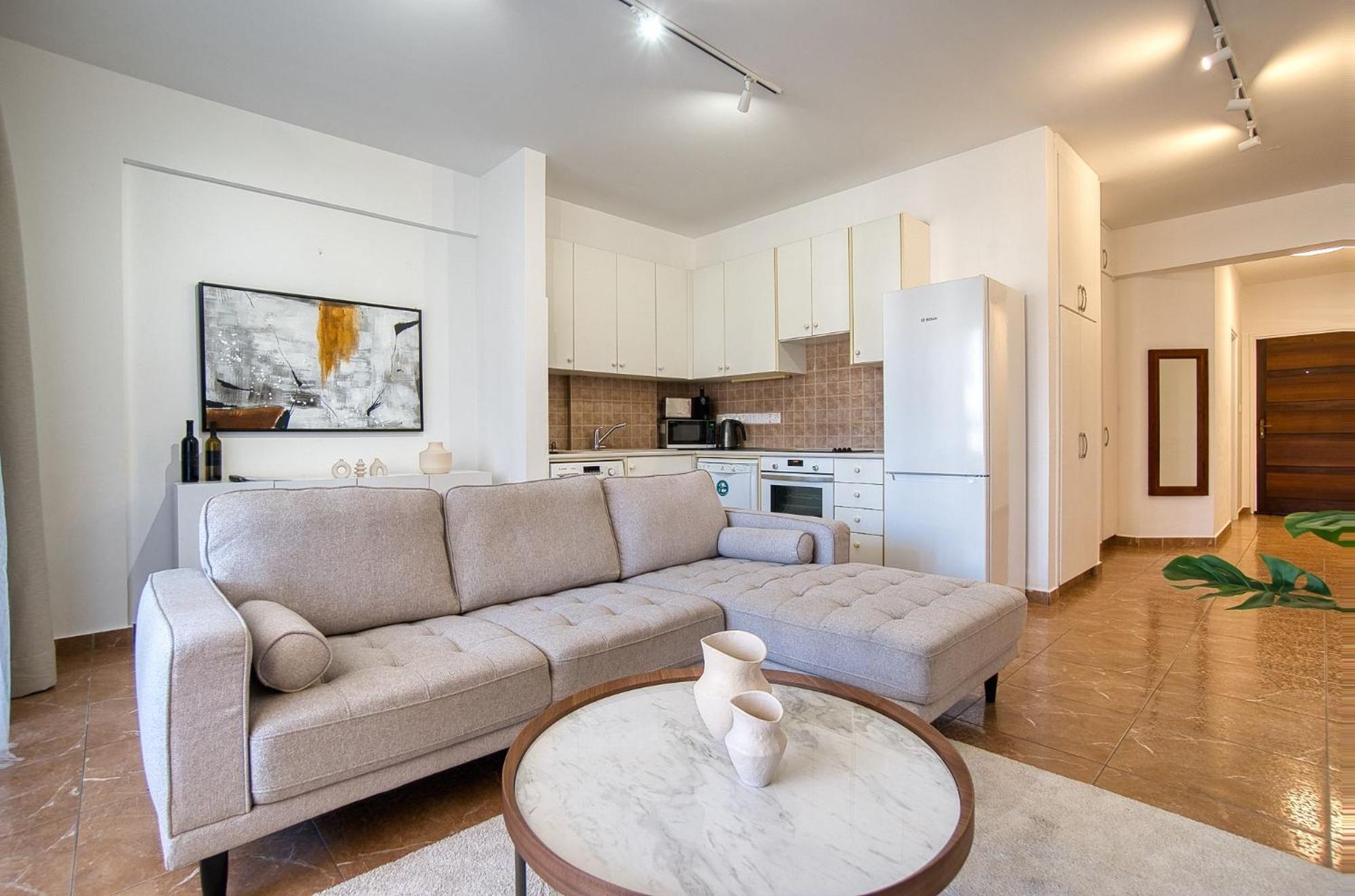 Apartment Queen Gardens 212 Paphos