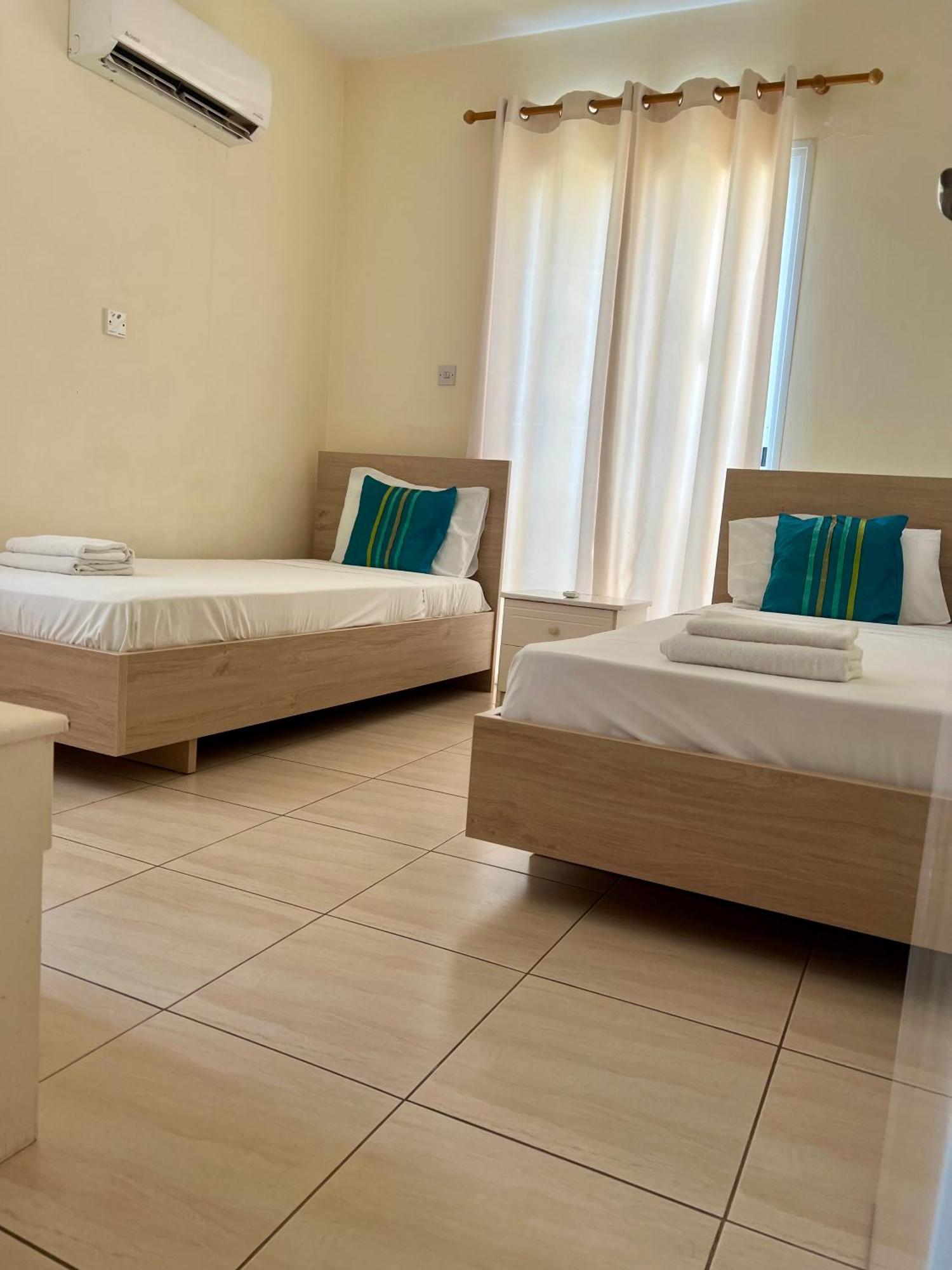 Apartment Constantia Gardens *