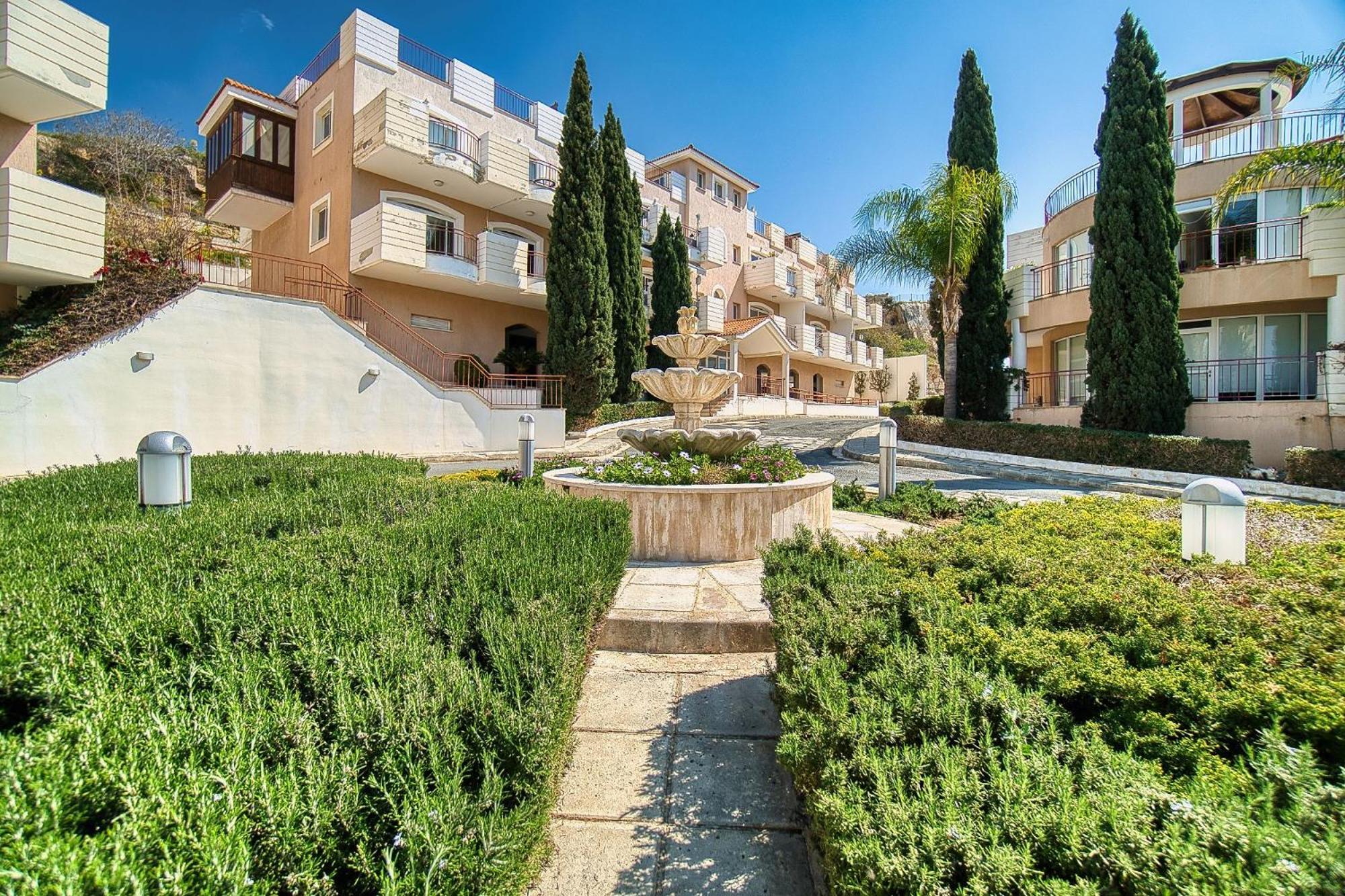 Pafilia Gardens 6