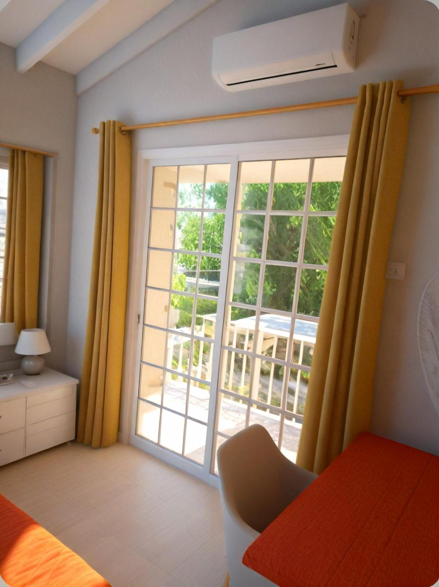 Three Bedroom With Fireplace And Piano Casa de férias