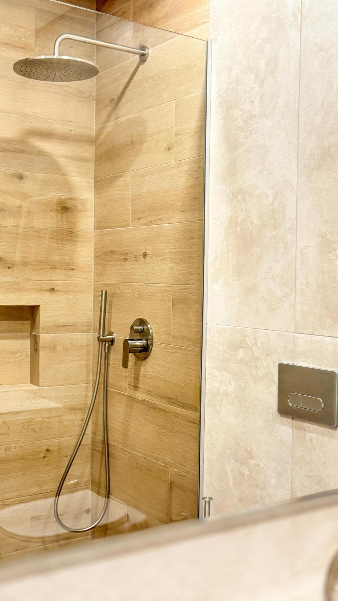 Apartment Malberry Park 203 - Modern 2 Bedroom With Pool, Gym, Jaccuzi *