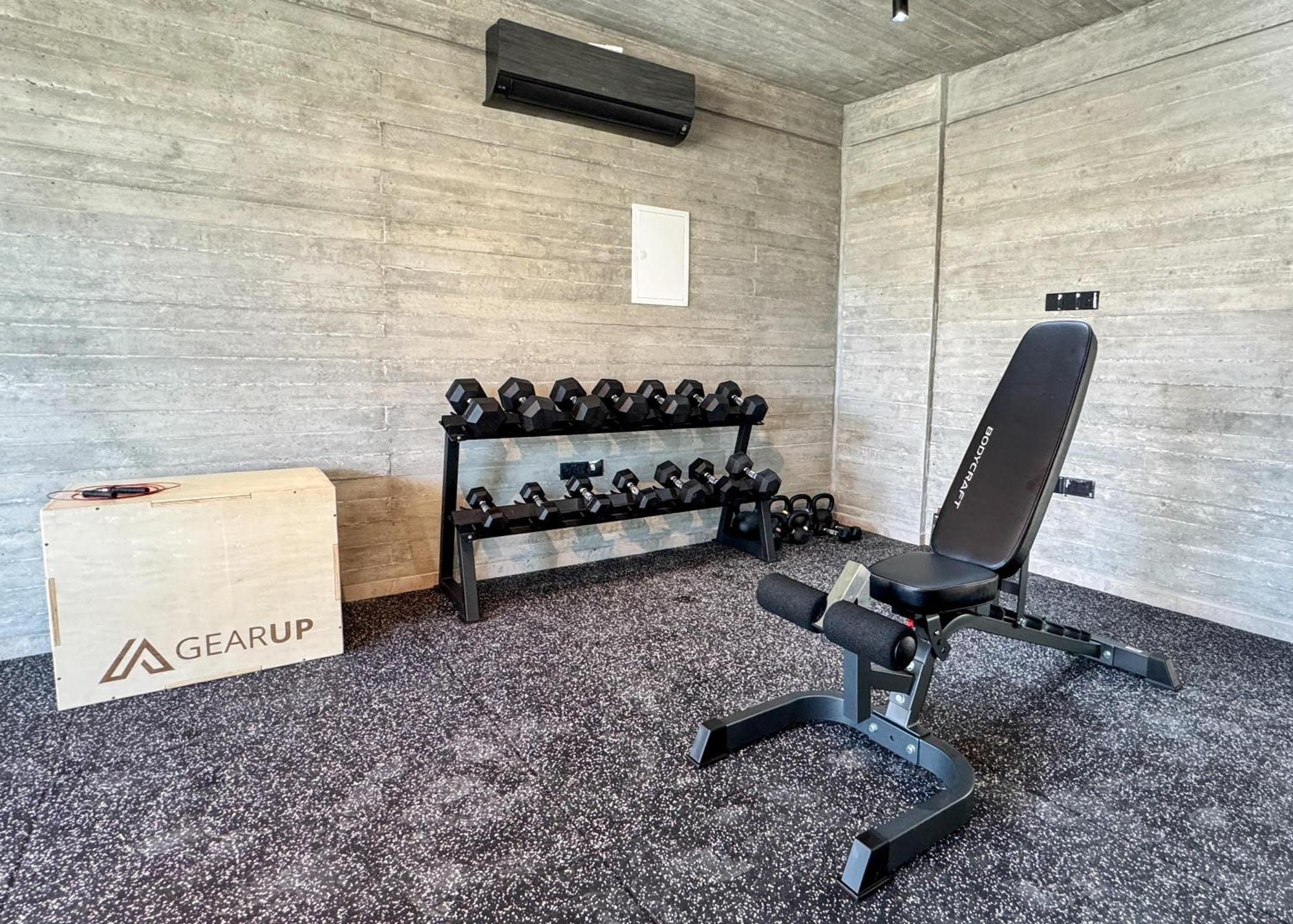 Apartamento Malberry Park 202 - Modern 2 Bedroom With Pool, Gym, Jaccuzi