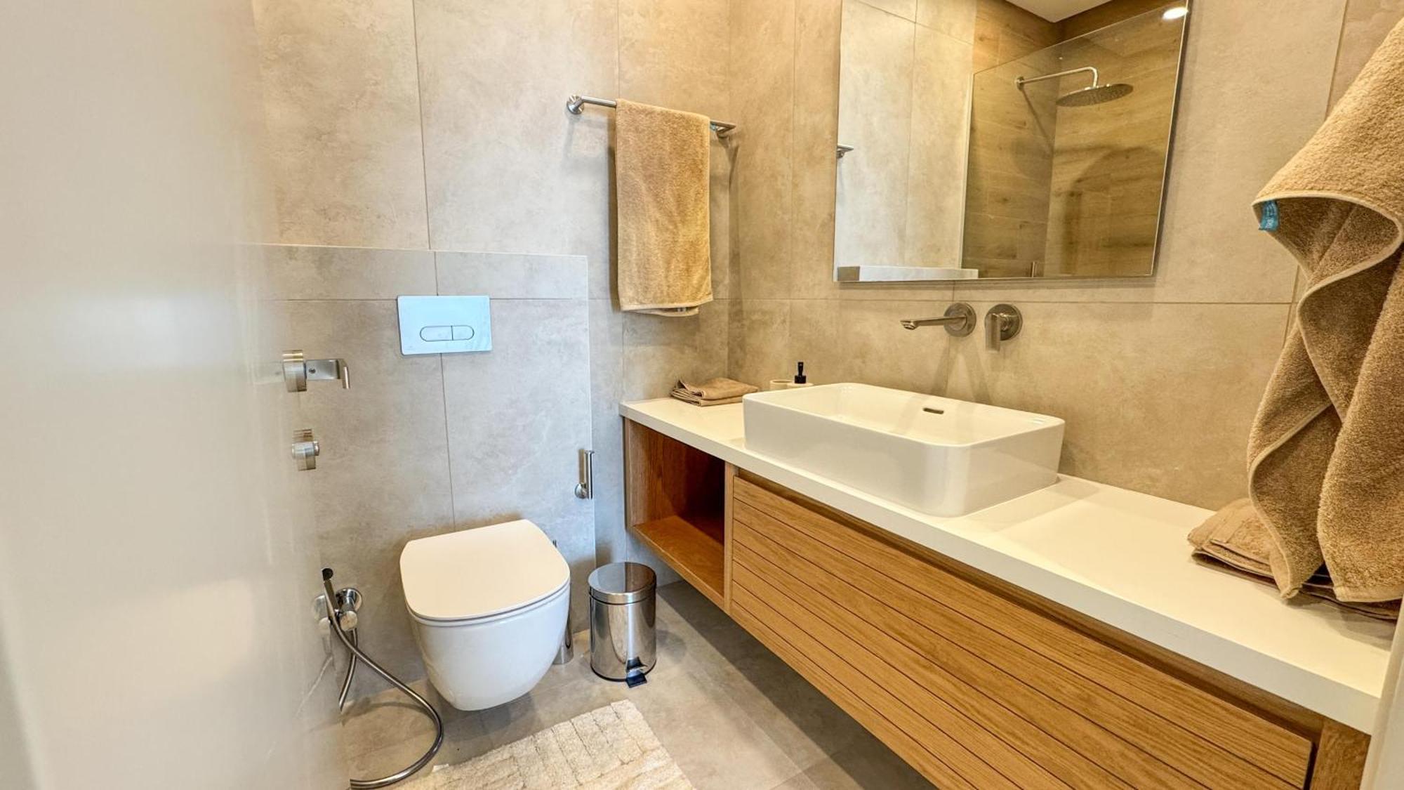 Malberry Park 202 - Modern 2 Bedroom With Pool, Gym, Jaccuzi Apartamento *