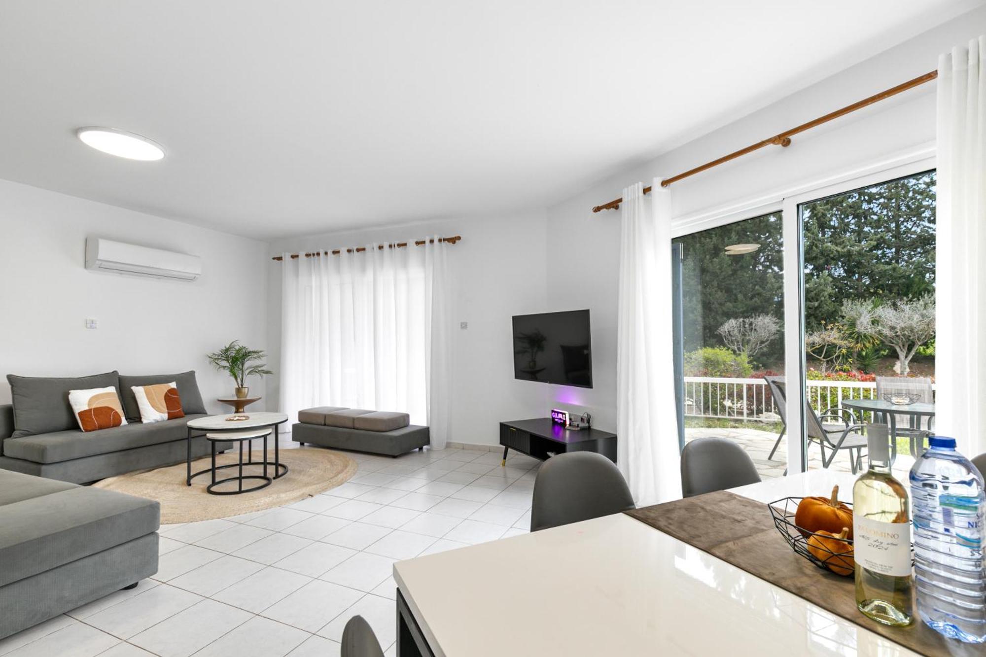 Limnaria Gardens Superb By Vichy Holidays Villa Paphos