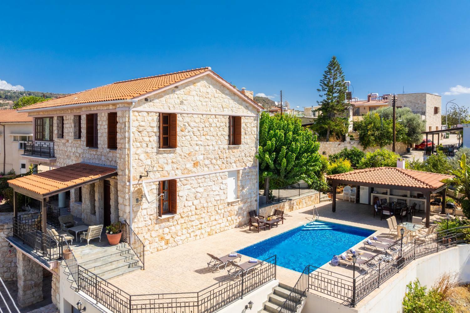 Villa Irene Palace *