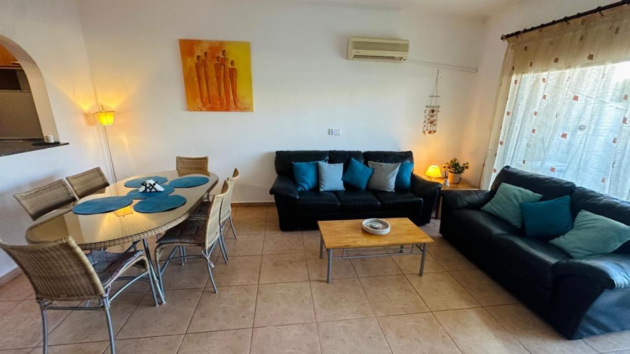 Pool Side 2 Bedroom Queens Gardens Complex * Paphos