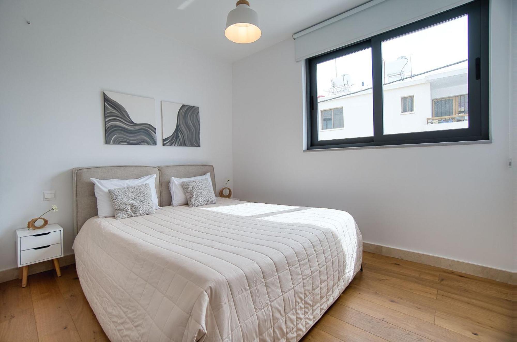 Avenue 103 3 Bed Apartment *