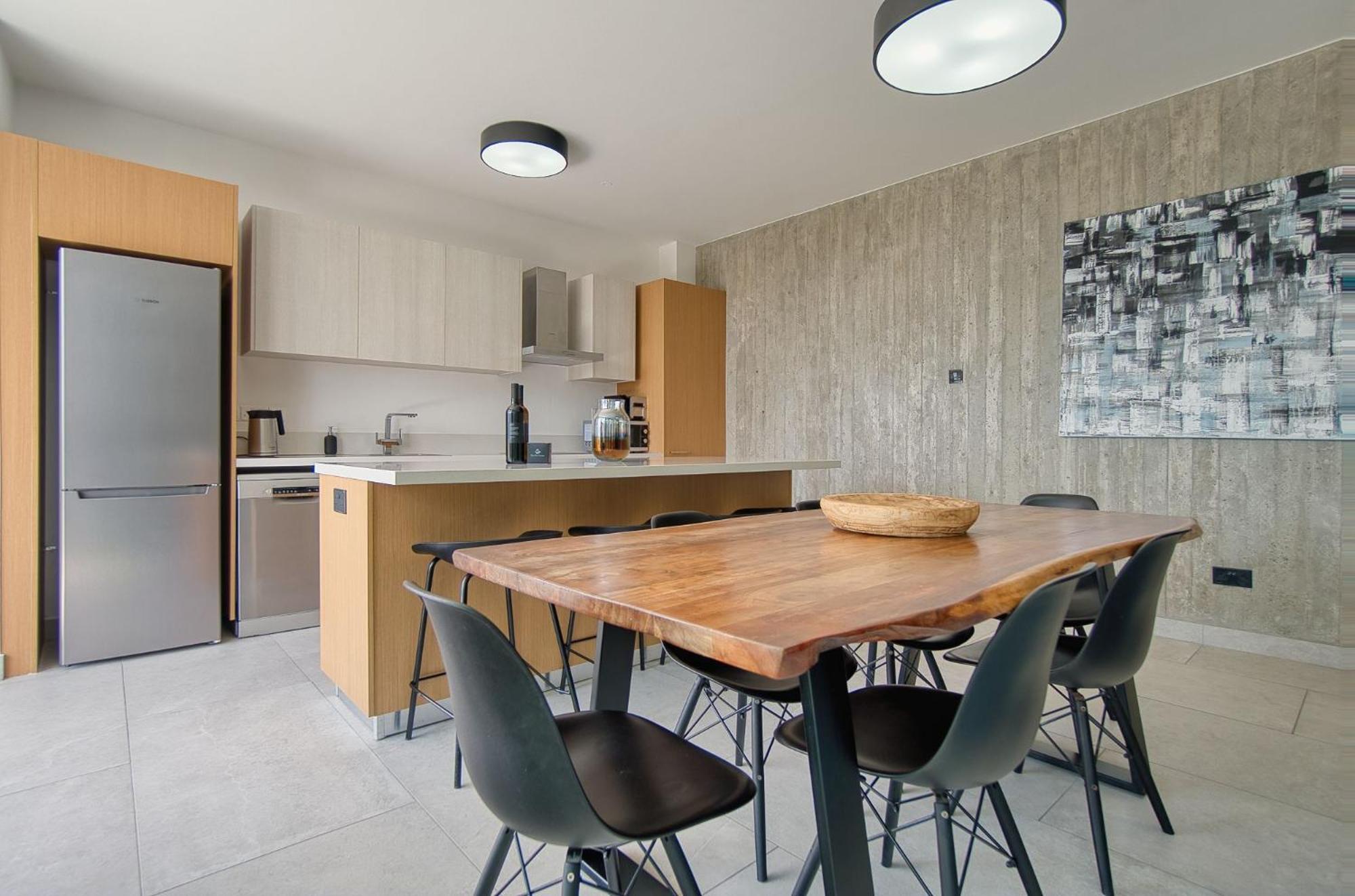 Avenue 103 3 Bed * Paphos