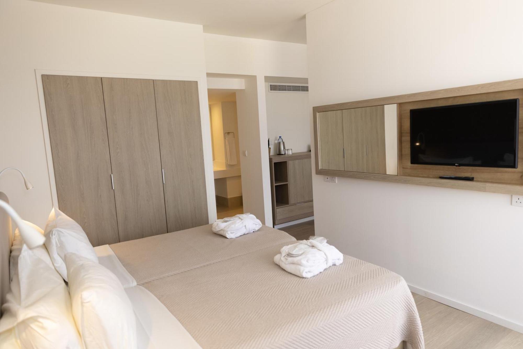 Venus Beach 5* Paphos