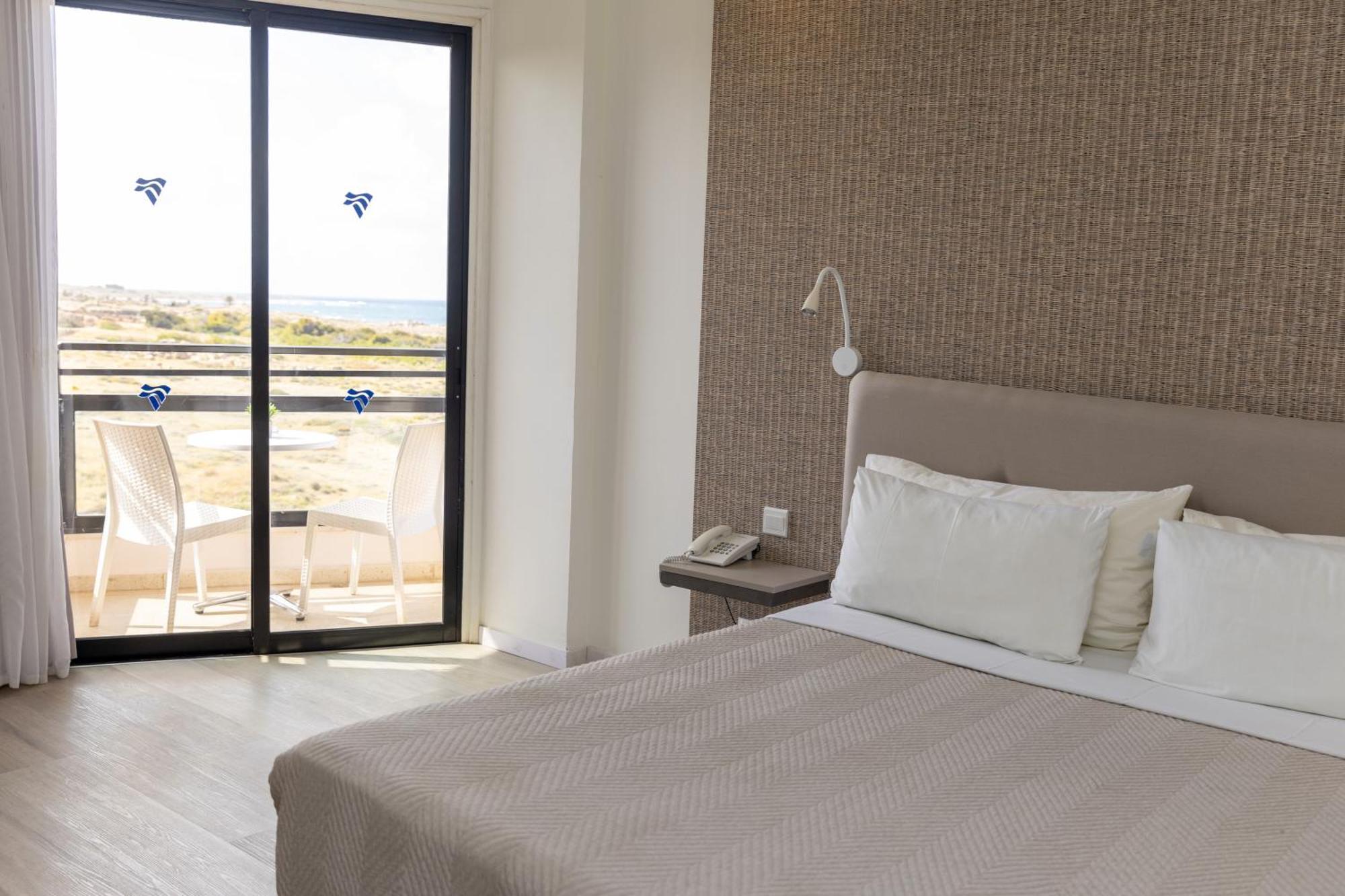 Venus Beach Hotel 5*
