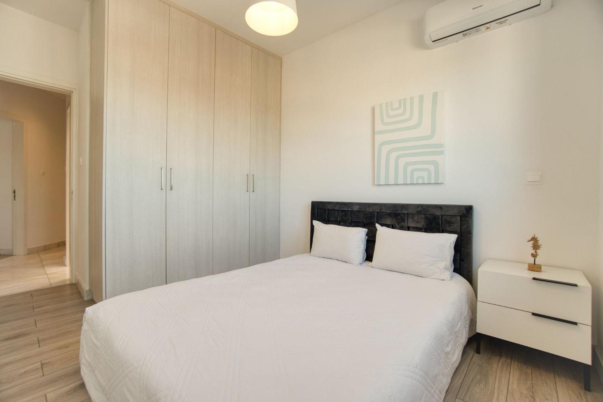 Forest 402 2 Bed Apartment
