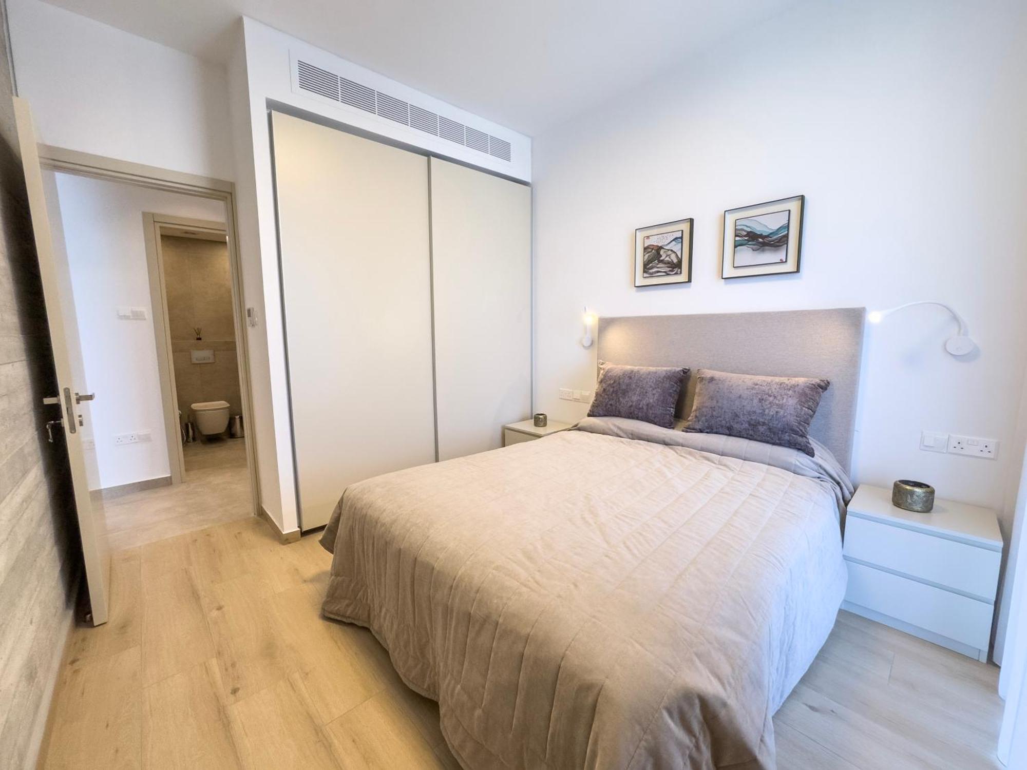 Malberry Park 301 - Modern 2 Bedroom With Pool, Gym, Jaccuzi * Paphos